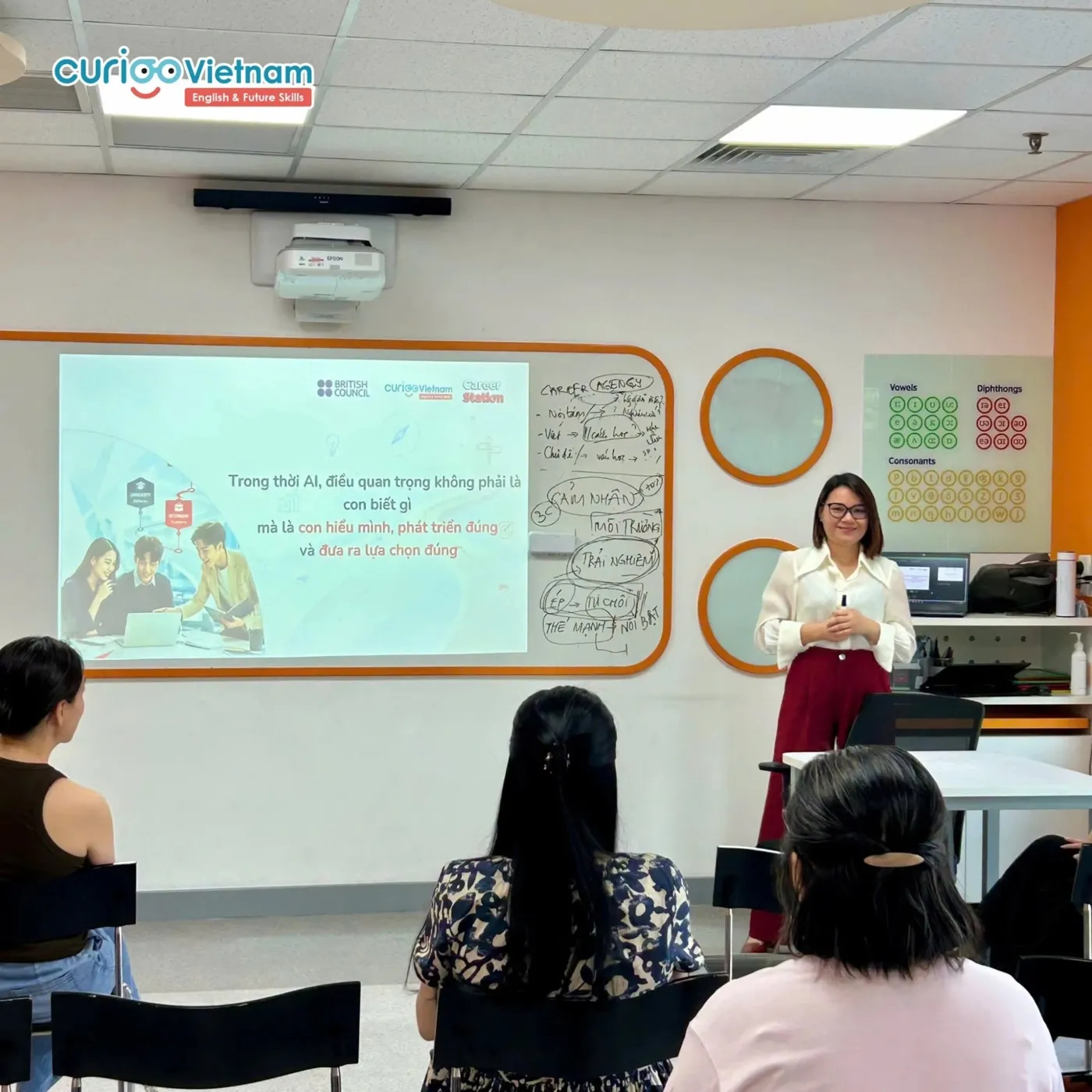 Nhà sáng lập CVN chia sẻ về kỹ năng tương lai và nuôi dạy con thời AI tại Hội đồng Anh