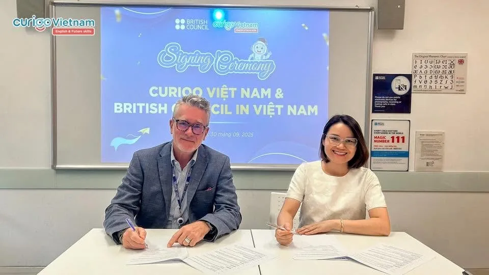 Đại diện CVN và Hội đồng Anh ký Biên bản ghi nhớ hợp tác chiến lược